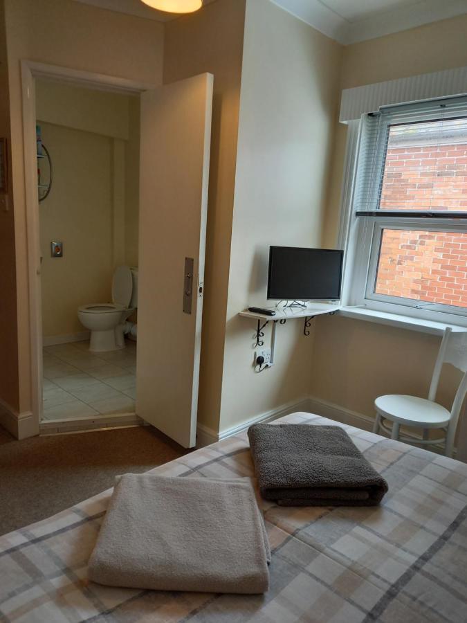 Crofton Guest House Weymouth Eksteriør bilde